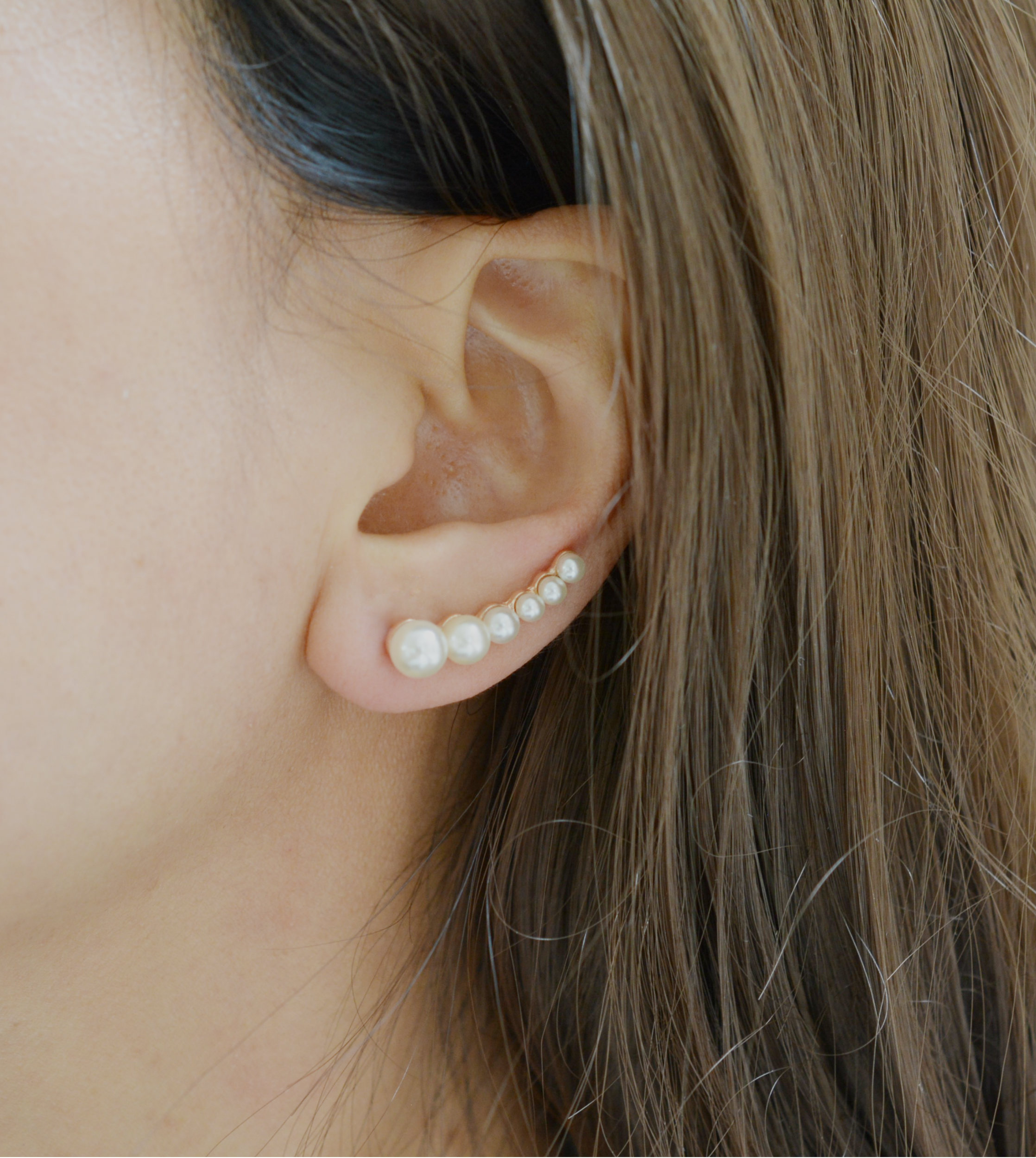 Pearl discount crawler earrings